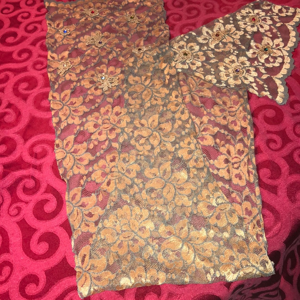 Vintage Scarf 🧣